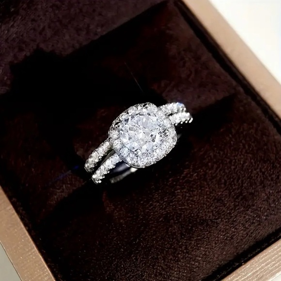 Silver Ring Set - Picture 6 of 6